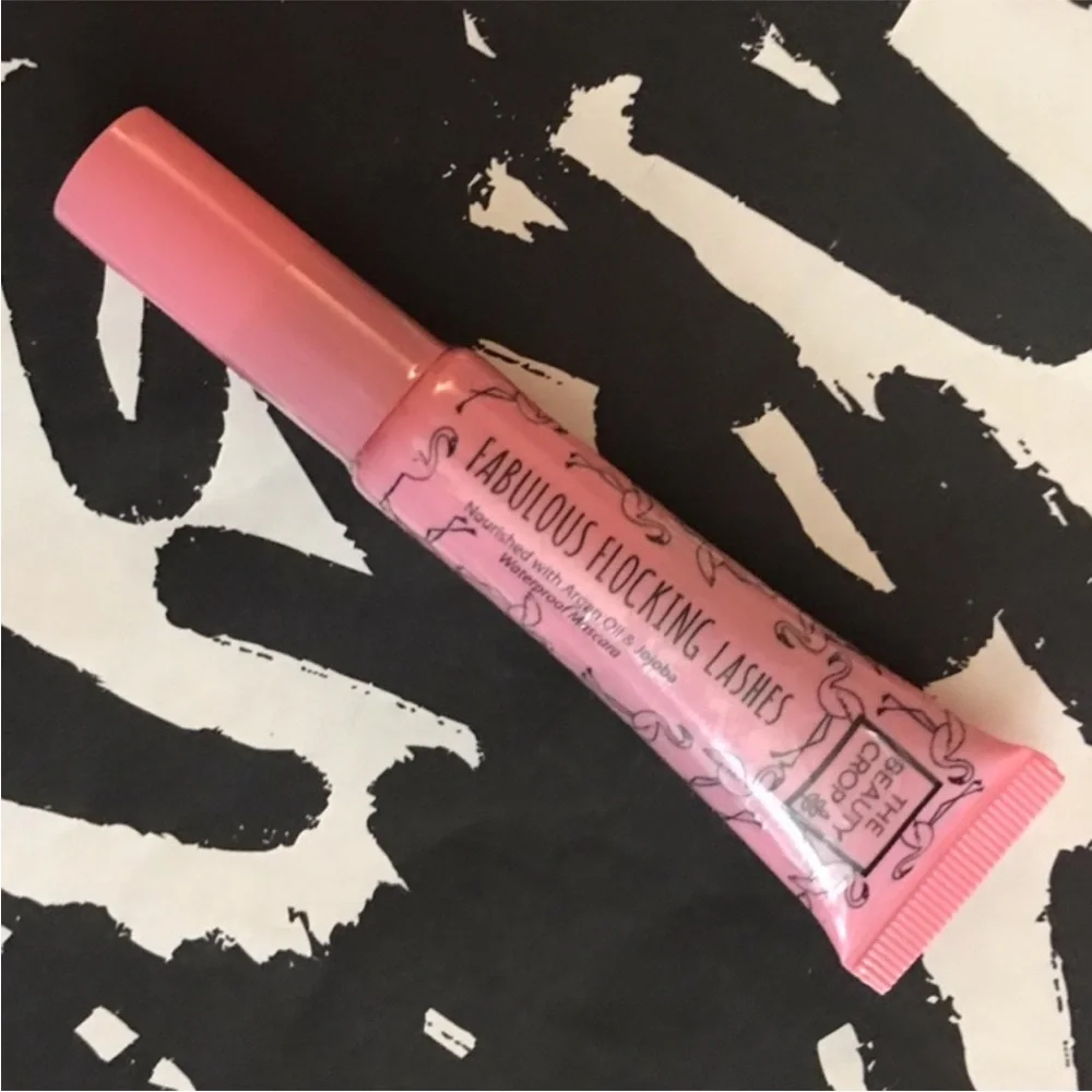 kndr Beauty Eyeshadow Trio in Romantic Rose & The Beauty Crop Mascara Bundle